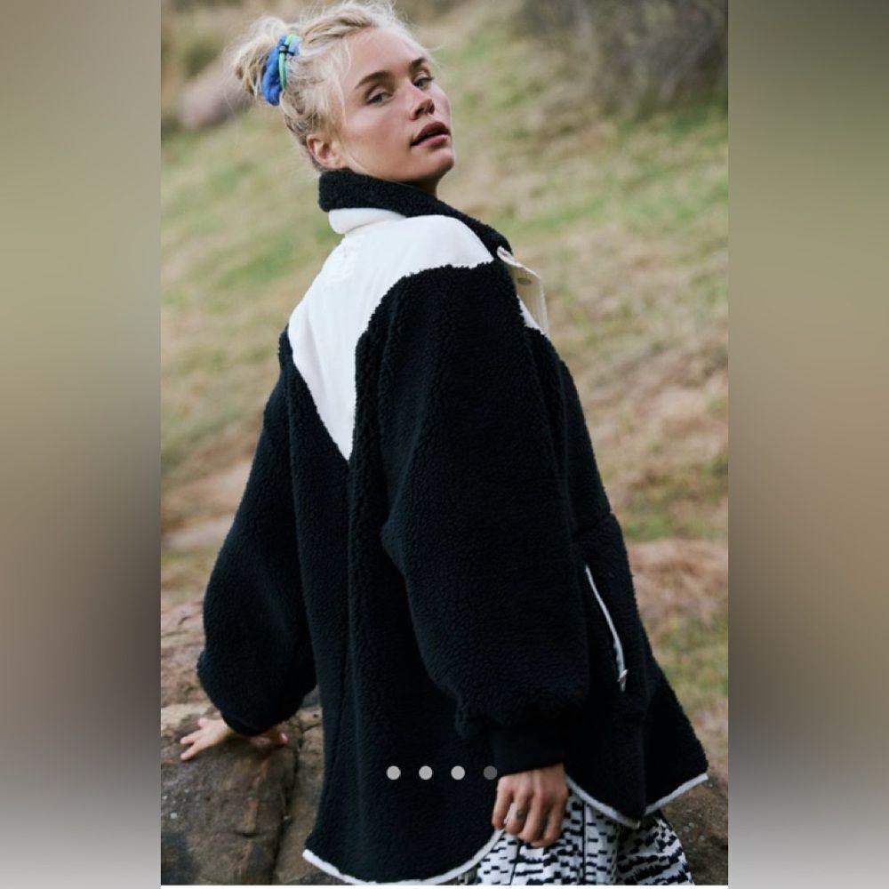 Free People Movement Fall to rise quarter snap - Picture 4 of 10